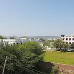 Oyo 10094 Home Elegant Stay Hiran Magri