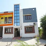Oyo 10094 Home Elegant Stay Hiran Magri
